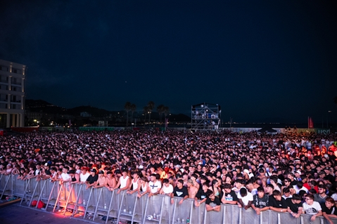 CAPO PLAZA - SUMMER TOUR 2025 - SALERNOSOUNDS - foto 74