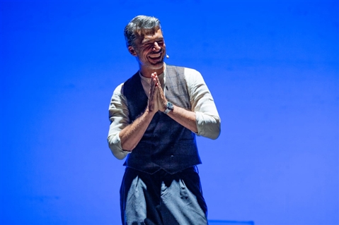 LUCA ARGENTERO - È QUESTA LA VITA CHE SOGNAVO DA BAMBINO? - foto 2