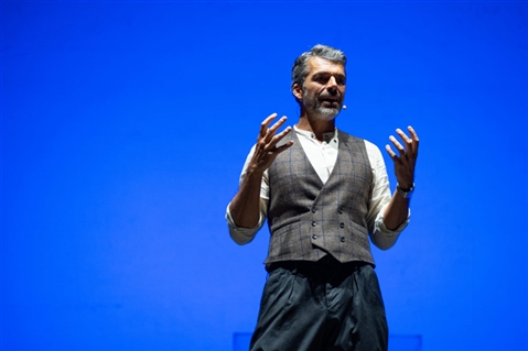 LUCA ARGENTERO - È QUESTA LA VITA CHE SOGNAVO DA BAMBINO? - foto 3