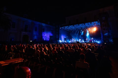 CRISTIANO DE ANDRÉ - DE ANDRÉ CANTA DE ANDRÉ BEST OF ESTATE 2025 - foto 12