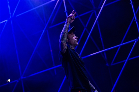 FEDEZ - DJ SET - PROLOGO AL SANZA FESTIVAL DELL'ACCOGLIENZA - foto 9