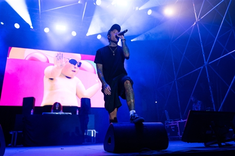 FEDEZ - DJ SET - PROLOGO AL SANZA FESTIVAL DELL'ACCOGLIENZA - foto 12