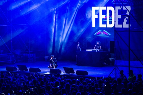 FEDEZ - DJ SET - PROLOGO AL SANZA FESTIVAL DELL'ACCOGLIENZA - foto 17