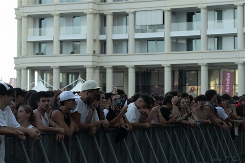 LAZZA  - LOCURA SUMMER TOUR 2025 - SALERNOSOUNDS - foto 17