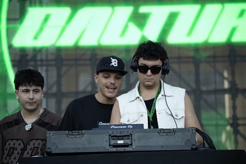LAZZA  - LOCURA SUMMER TOUR 2025 - SALERNOSOUNDS - foto 22