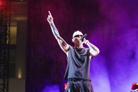 LAZZA  - LOCURA SUMMER TOUR 2025 - SALERNOSOUNDS - foto 43