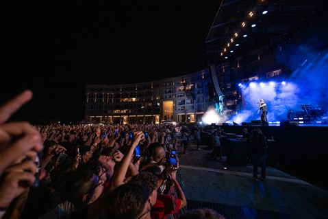 LAZZA  - LOCURA SUMMER TOUR 2025 - SALERNOSOUNDS - foto 72