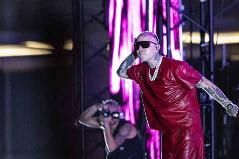 LAZZA  - LOCURA SUMMER TOUR 2025 - SALERNOSOUNDS - foto 111