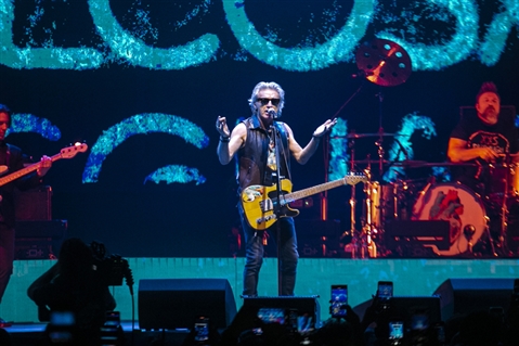 LUCIANO LIGABUE - DEDICATO A NOI - INDOOR TOUR 2023 - foto 40