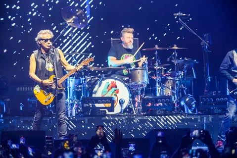 LUCIANO LIGABUE - DEDICATO A NOI - INDOOR TOUR 2023 - foto 41