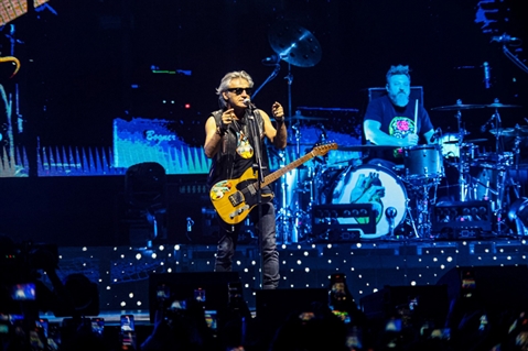 LUCIANO LIGABUE - DEDICATO A NOI - INDOOR TOUR 2023 - foto 47