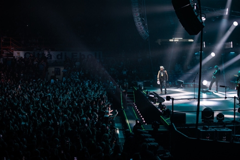 LUCIANO LIGABUE - DEDICATO A NOI - INDOOR TOUR 2023 - foto 71