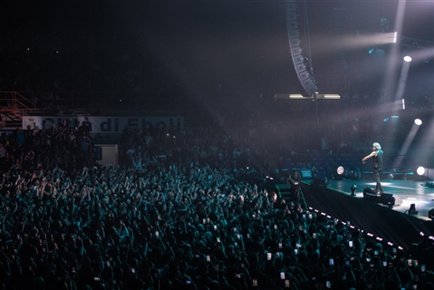 LUCIANO LIGABUE - DEDICATO A NOI - INDOOR TOUR 2023 - foto 75