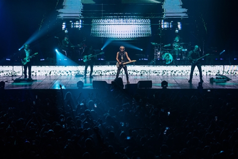 LUCIANO LIGABUE - DEDICATO A NOI - INDOOR TOUR 2023 - foto 79