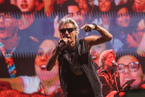 LUCIANO LIGABUE - DEDICATO A NOI - INDOOR TOUR 2023 - foto 101