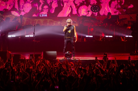 LUCIANO LIGABUE - DEDICATO A NOI - INDOOR TOUR 2023 - foto 103
