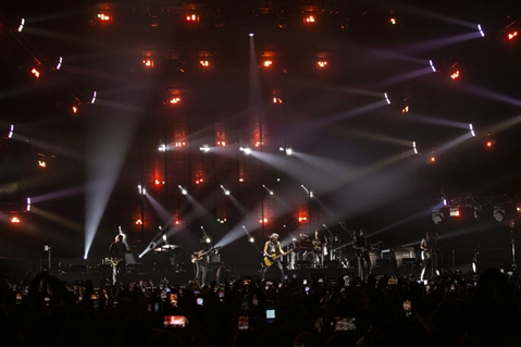 LUCIANO LIGABUE - DEDICATO A NOI - INDOOR TOUR 2023 - foto 116